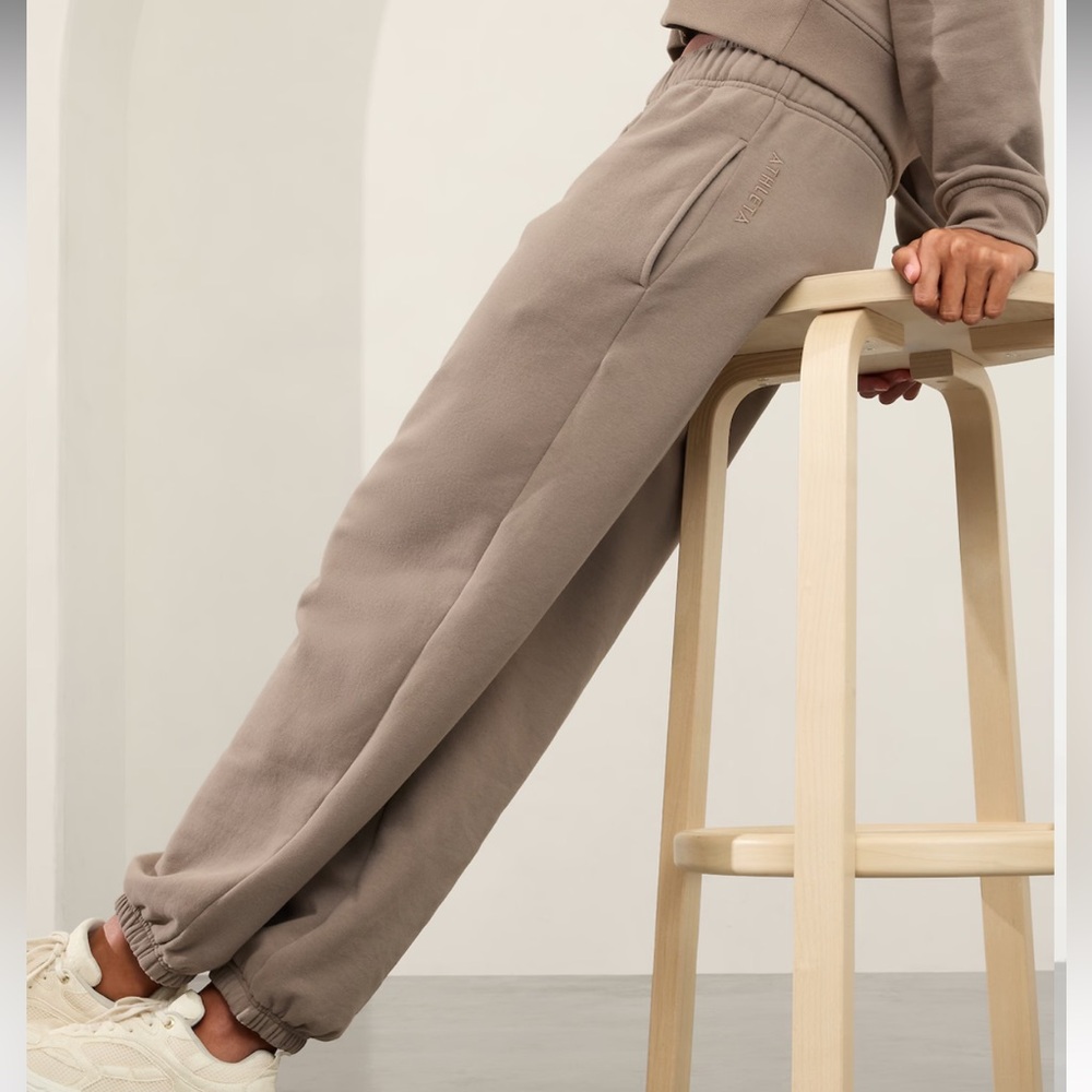 Athleta Forever Fleece High Rise Jogger Sweatpants NWT